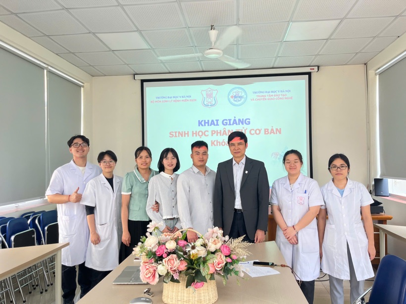 Phát triển và chuyển giao công nghệ kỹ thuật cao